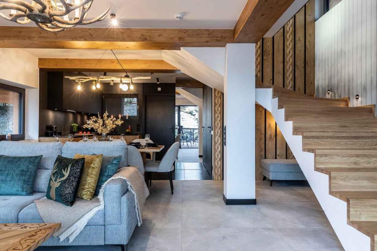 Mountain Forest Apartment